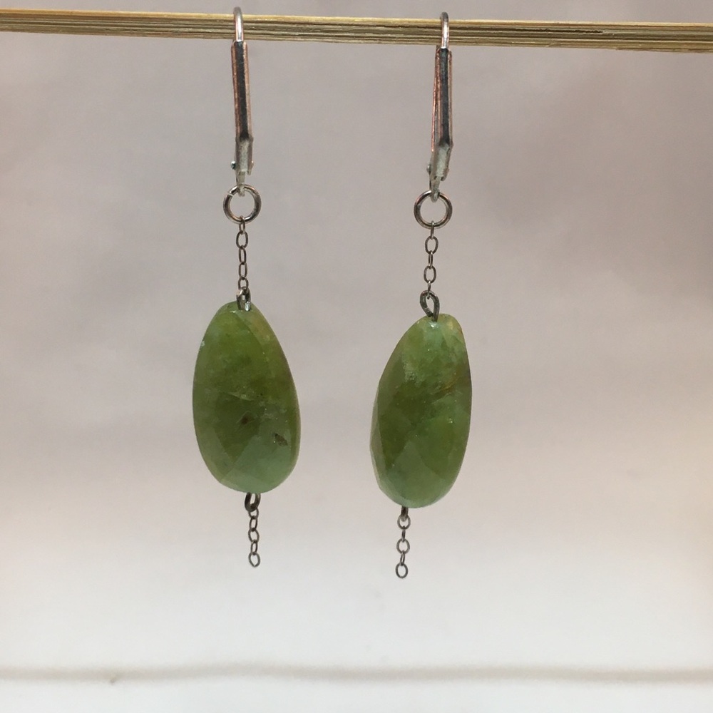 Green Stone Bead Teardrop Dangle Earrings